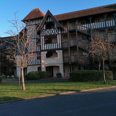 Appartement - Residence Du Golf Deauville 2 Zewnętrze zdjęcie
