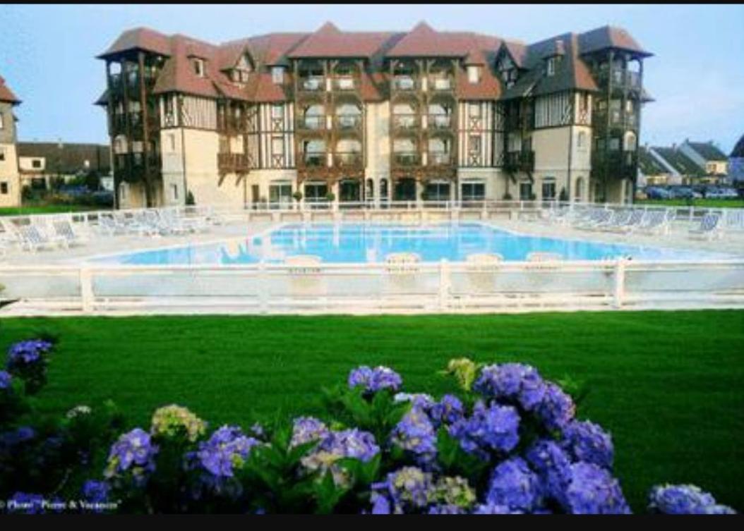 Appartement - Residence Du Golf Deauville 2 Zewnętrze zdjęcie